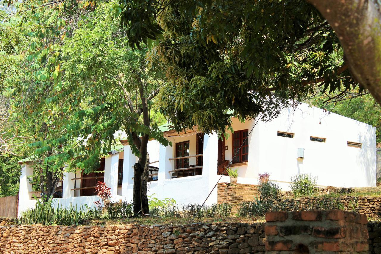 Njaya Lodge Nkhata Bay Exterior foto