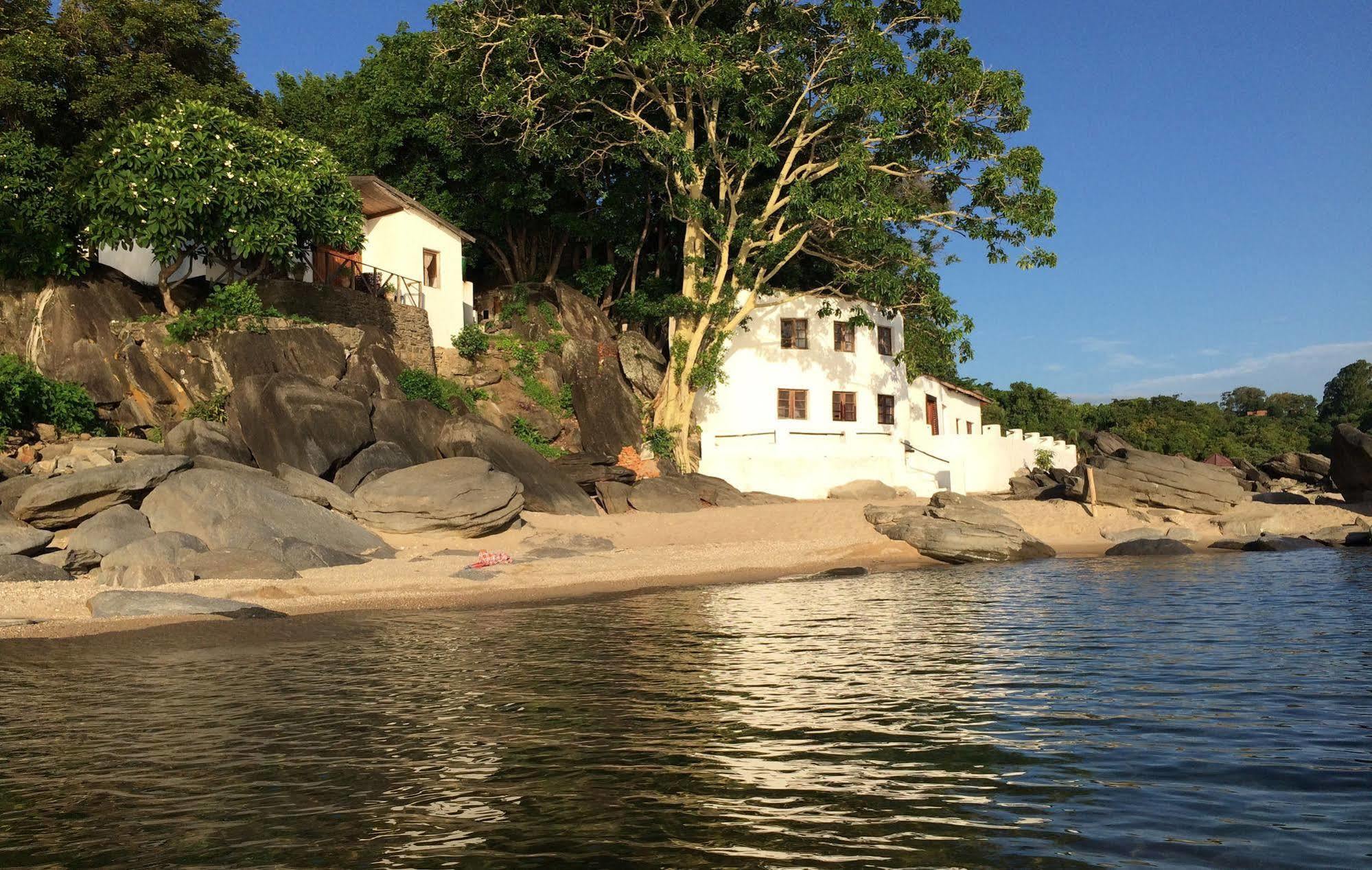 Njaya Lodge Nkhata Bay Exterior foto